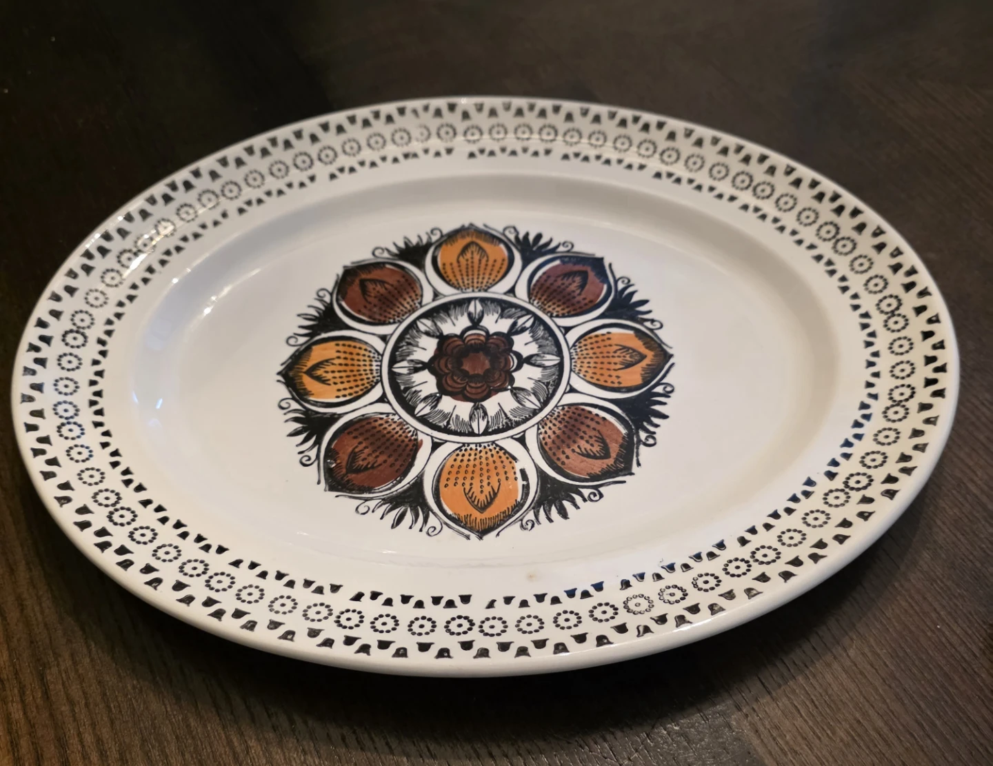Vintage Broadhurst Ironstone Platter October