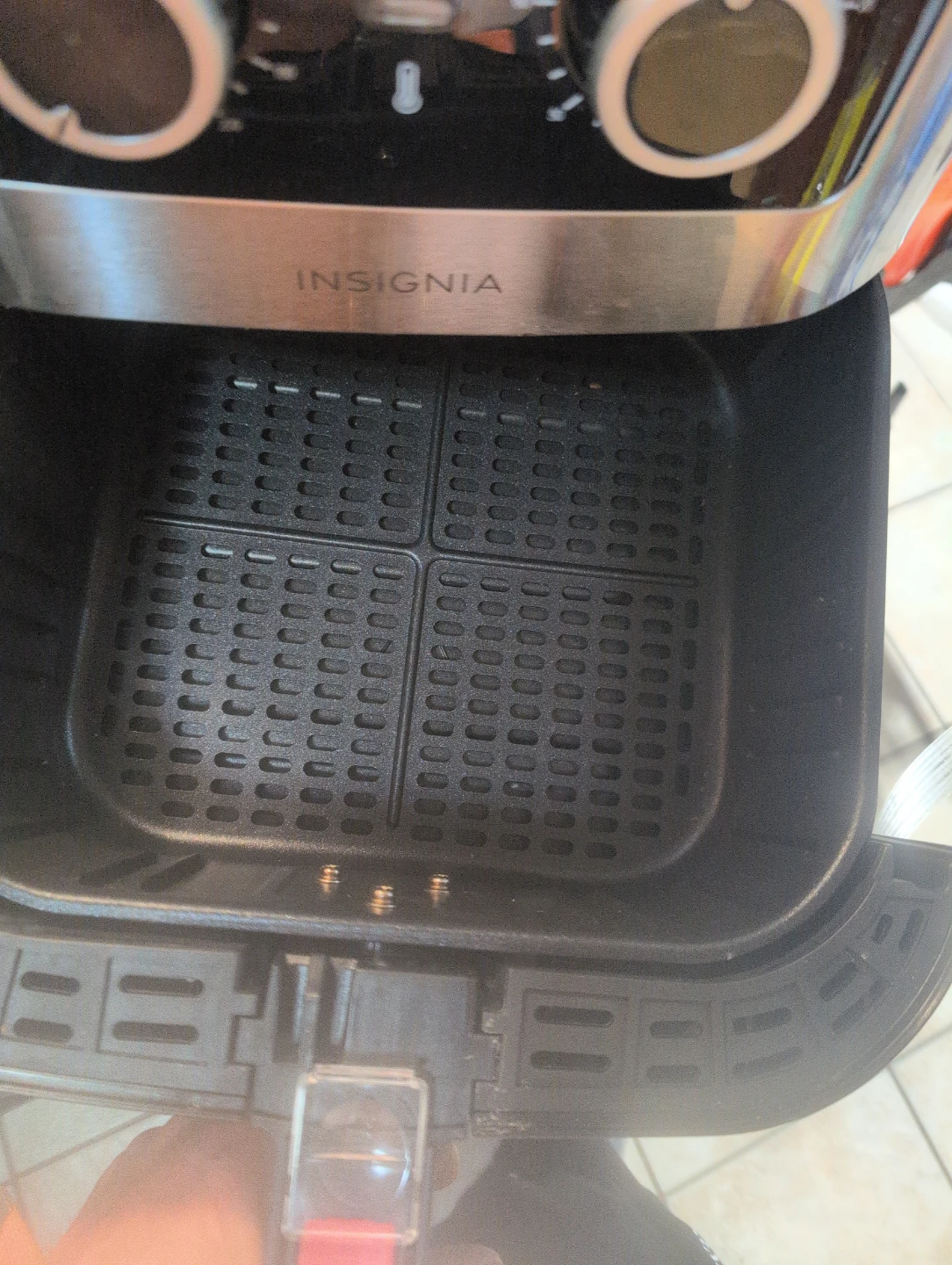 Insignia 4.8L Air Fryer NS-AF53MSS0-C - photo 2