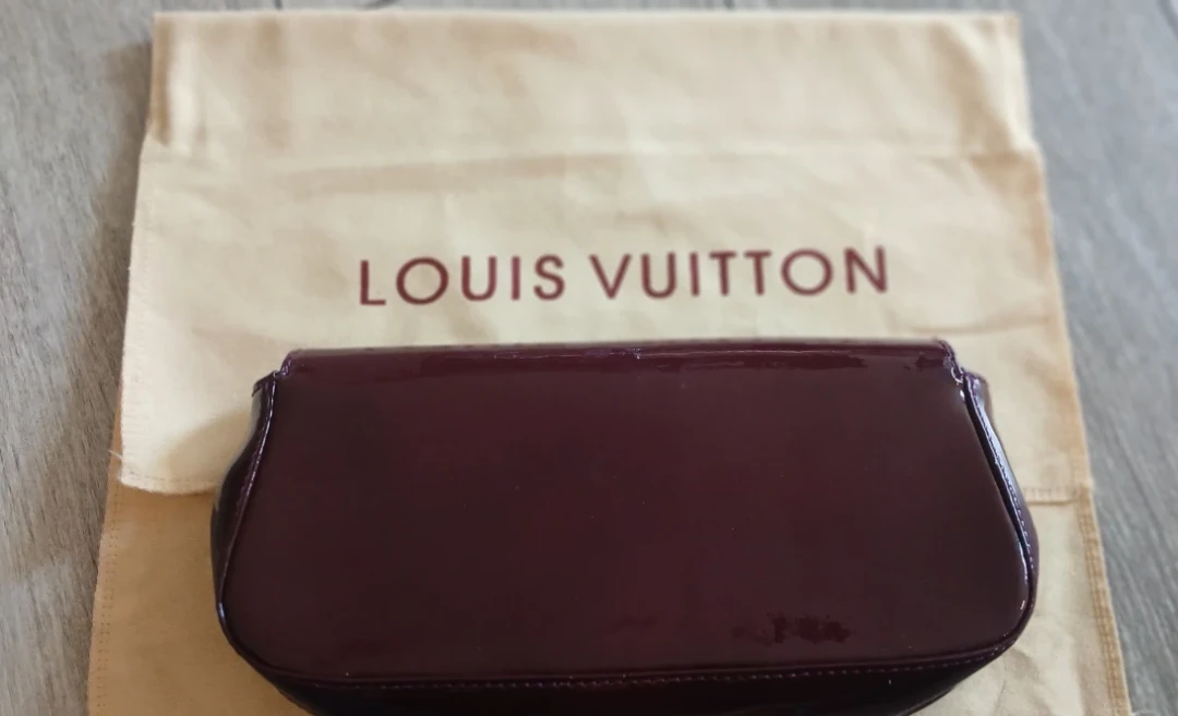Louis Vuitton Monogram Vernis clutch handbag - photo 3