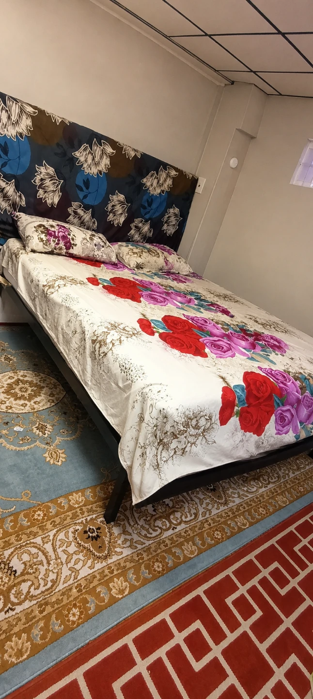 Queen Size Bedding Set without headboard - photo 3