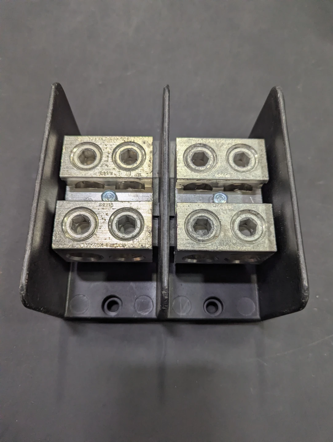 ILSCO PDB-22-350-2 Power Distribution Block - photo 3