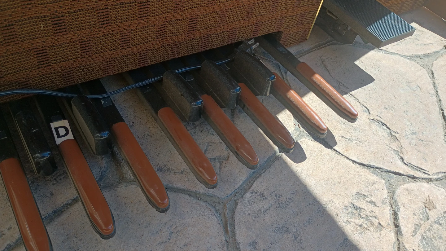 Hammond Electric Organ - photo 2