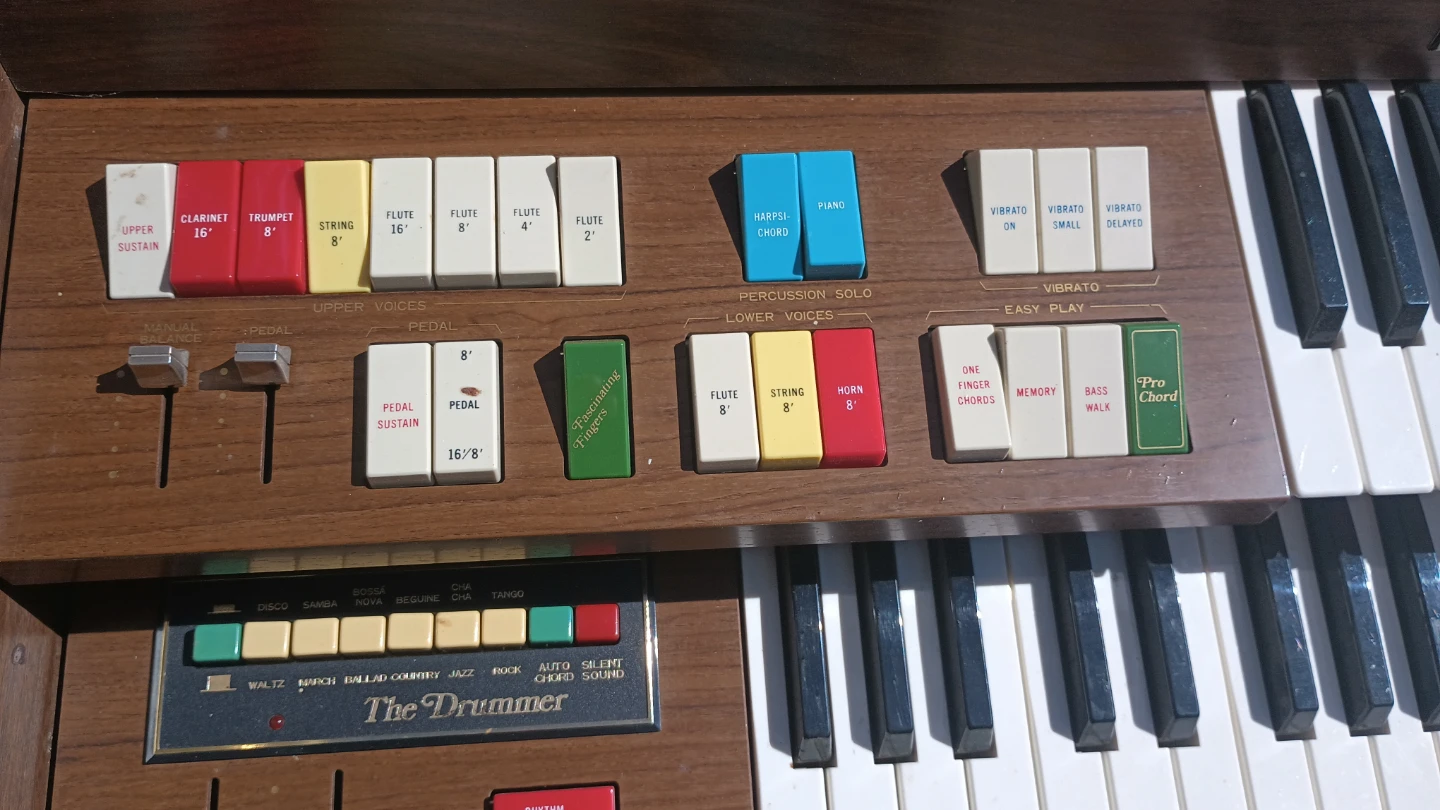 Hammond Electric Organ - photo 4