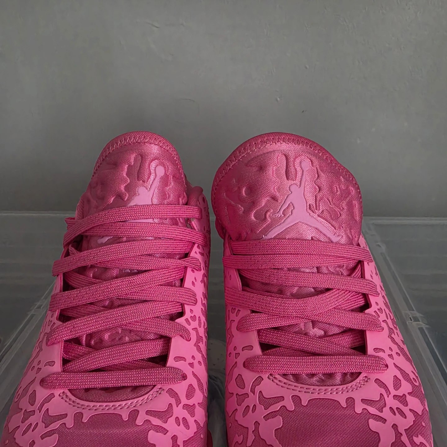 Jordan 11 CMFT Low "Shock The World" Pink Shoes - EUC - photo 2