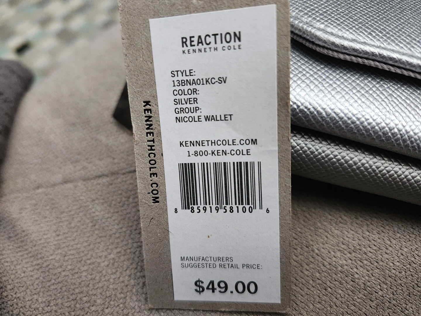 Reaction Kenneth Cole Nicole Wallet - Silver - photo 3
