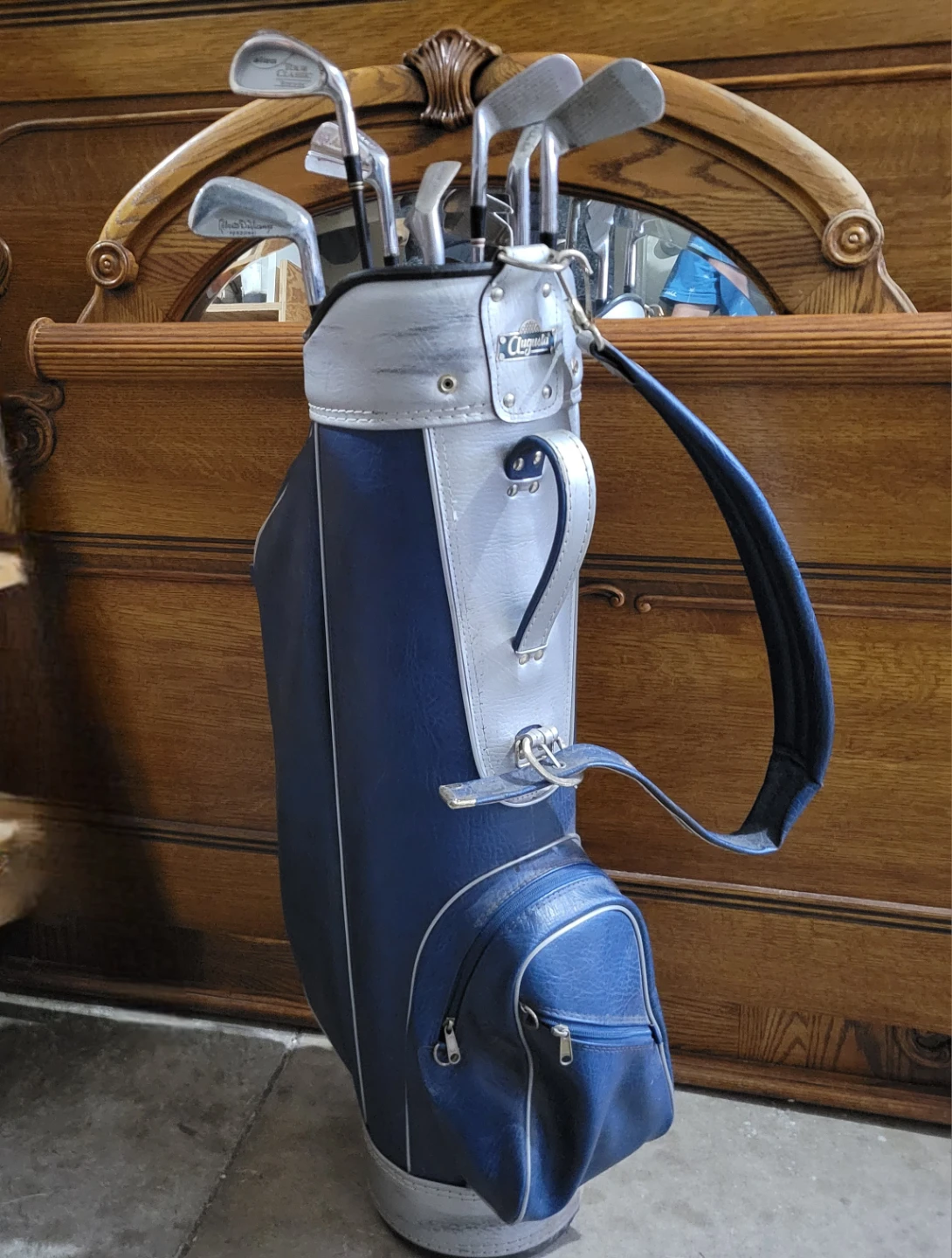 Vintage Augusta Golf Bag & Assorted 7-Club.