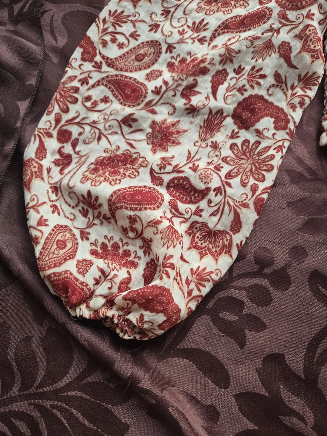 DYNAMITE Smocked Paisley Print Top - Size G/L - photo 3