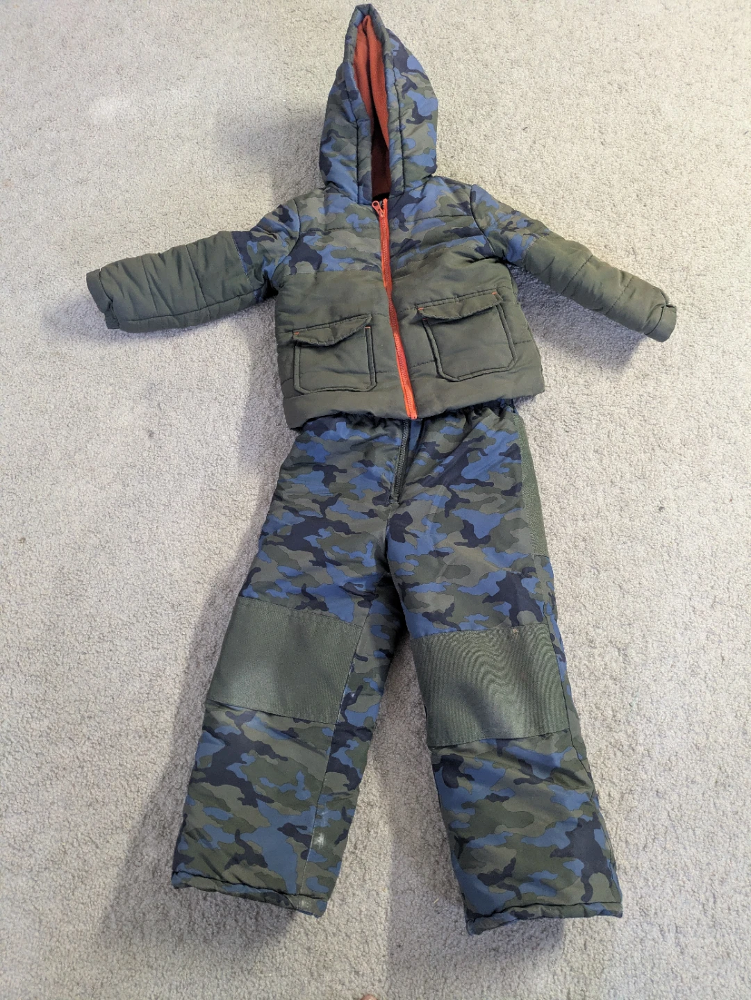 Joe Fresh Toddler Camo Snowsuit Size 5