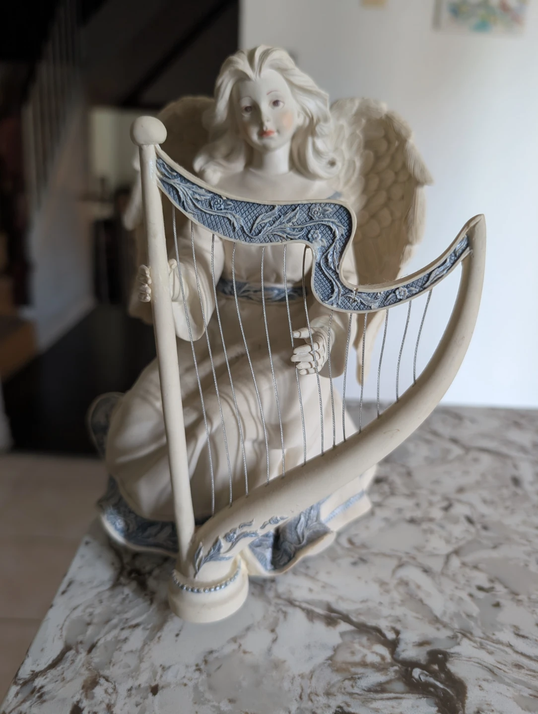 Davies Angel Harp Music Box