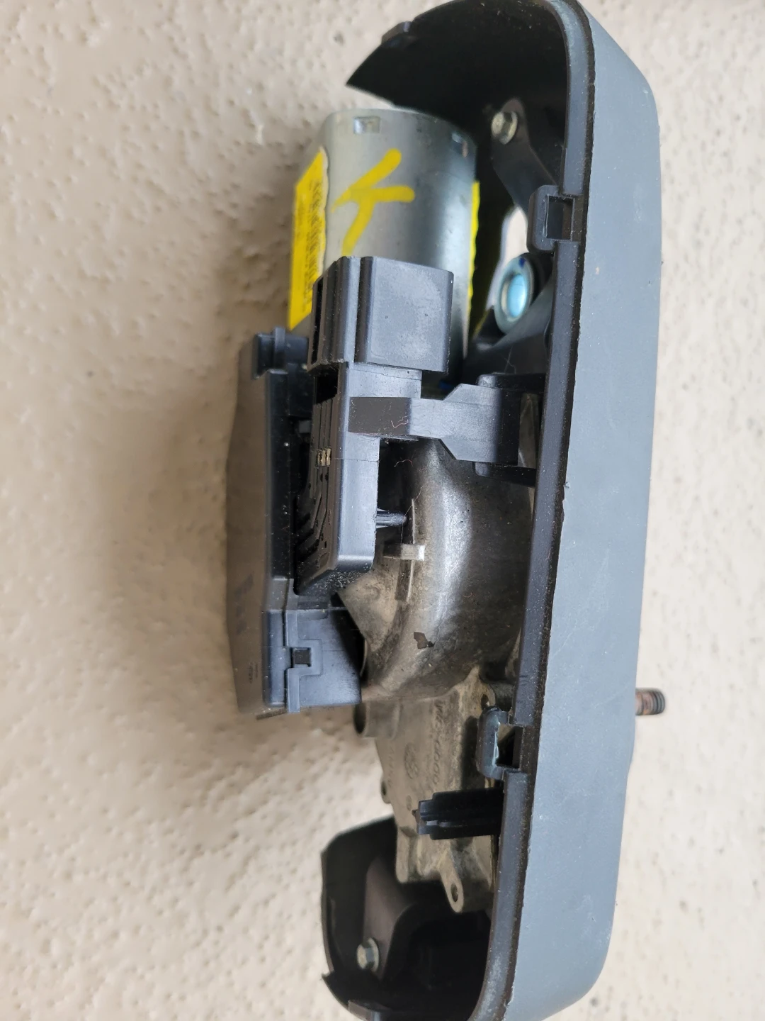 Ford escape 2010 2nd gen. Rear Power Window Motor - photo 2