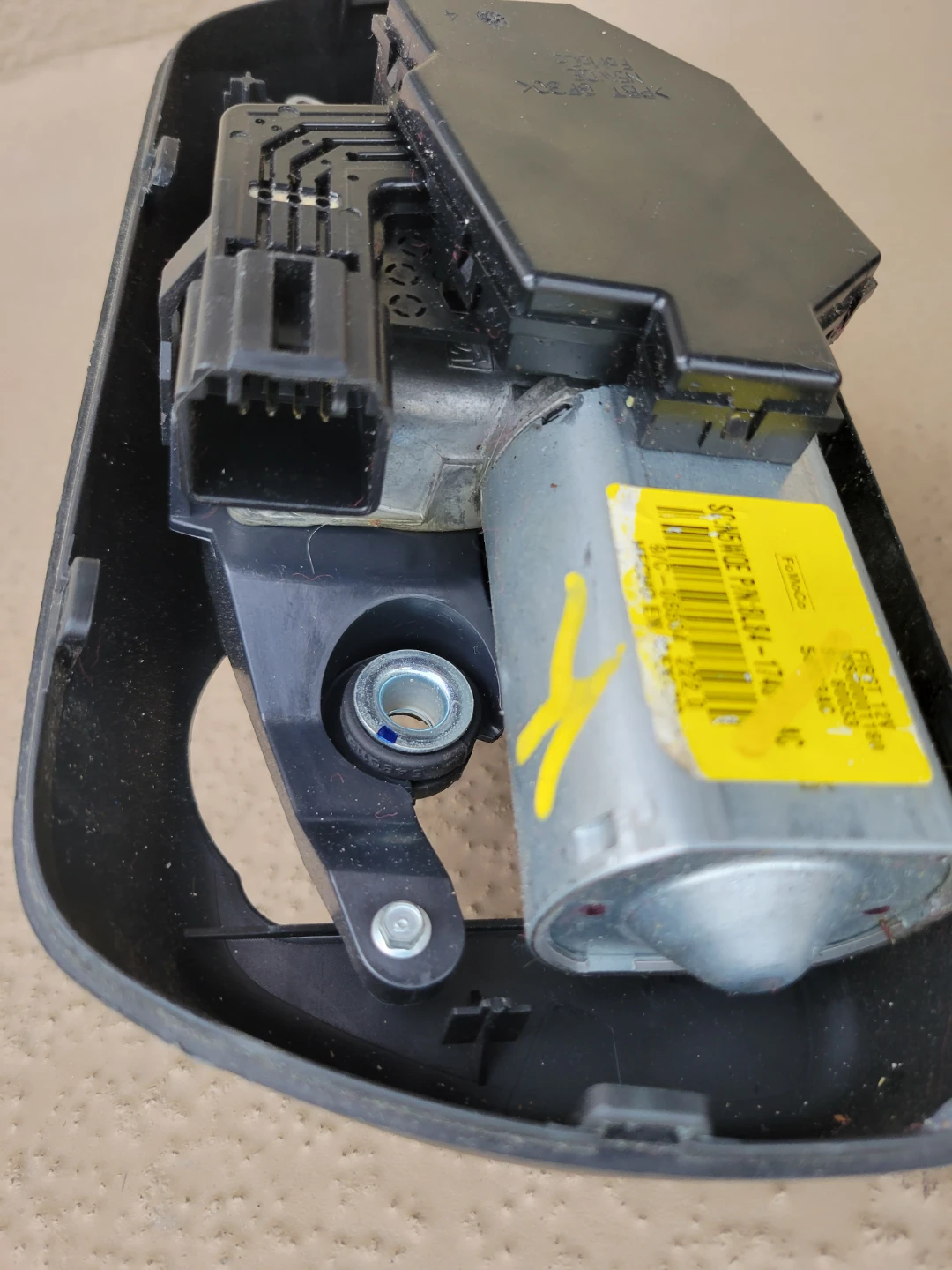 Ford escape 2010 2nd gen. Rear Power Window Motor - photo 5