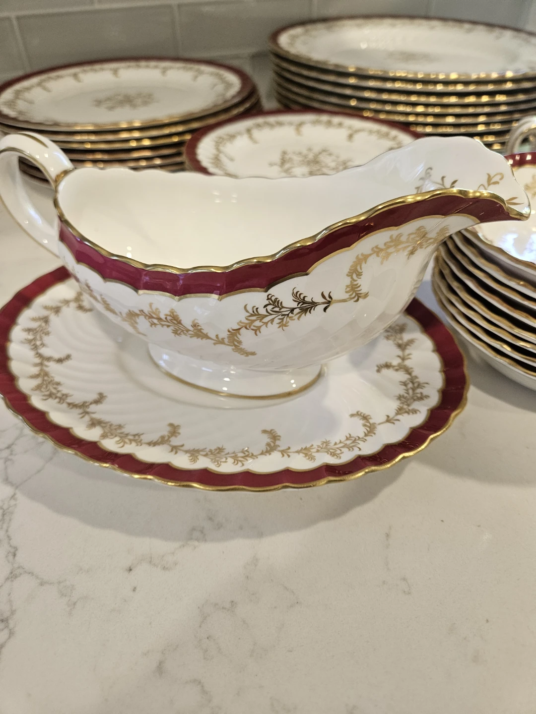 Aynsley England Bone China 36-Piece Dinner Set Service for 8 - photo 4