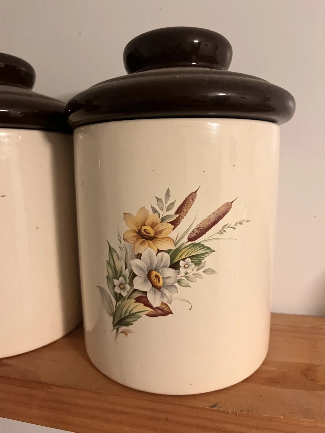 Set of 4 Vintage Floral Kitchen Canisters - photo 3