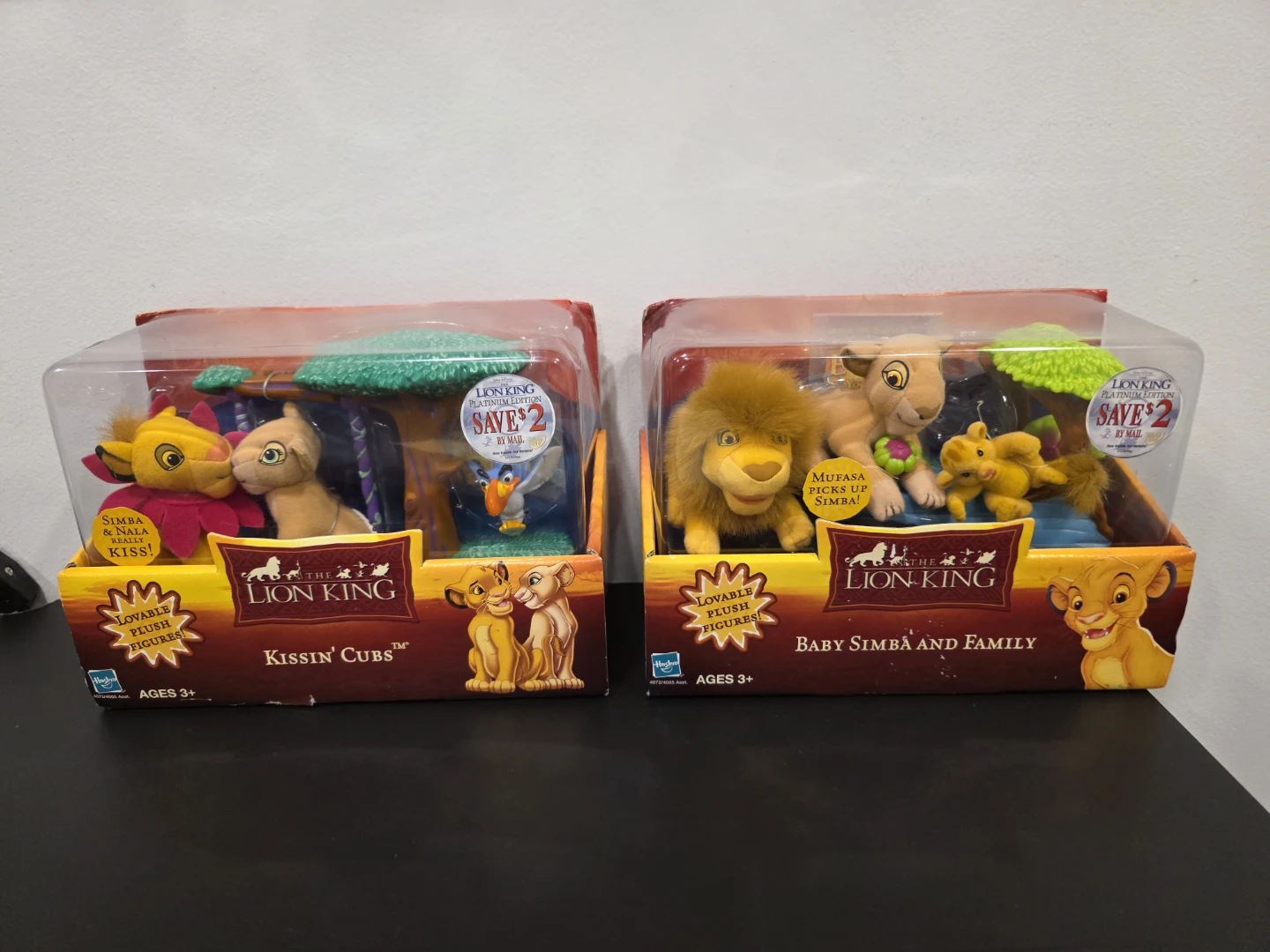 Disney's The Lion King Baby Simba & Family kissin cubs Rare 2002