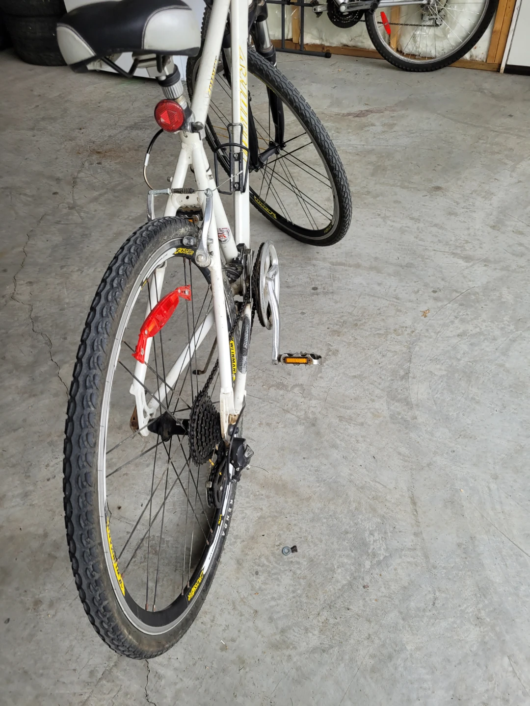 White Infinity Mountain Bike - photo 4