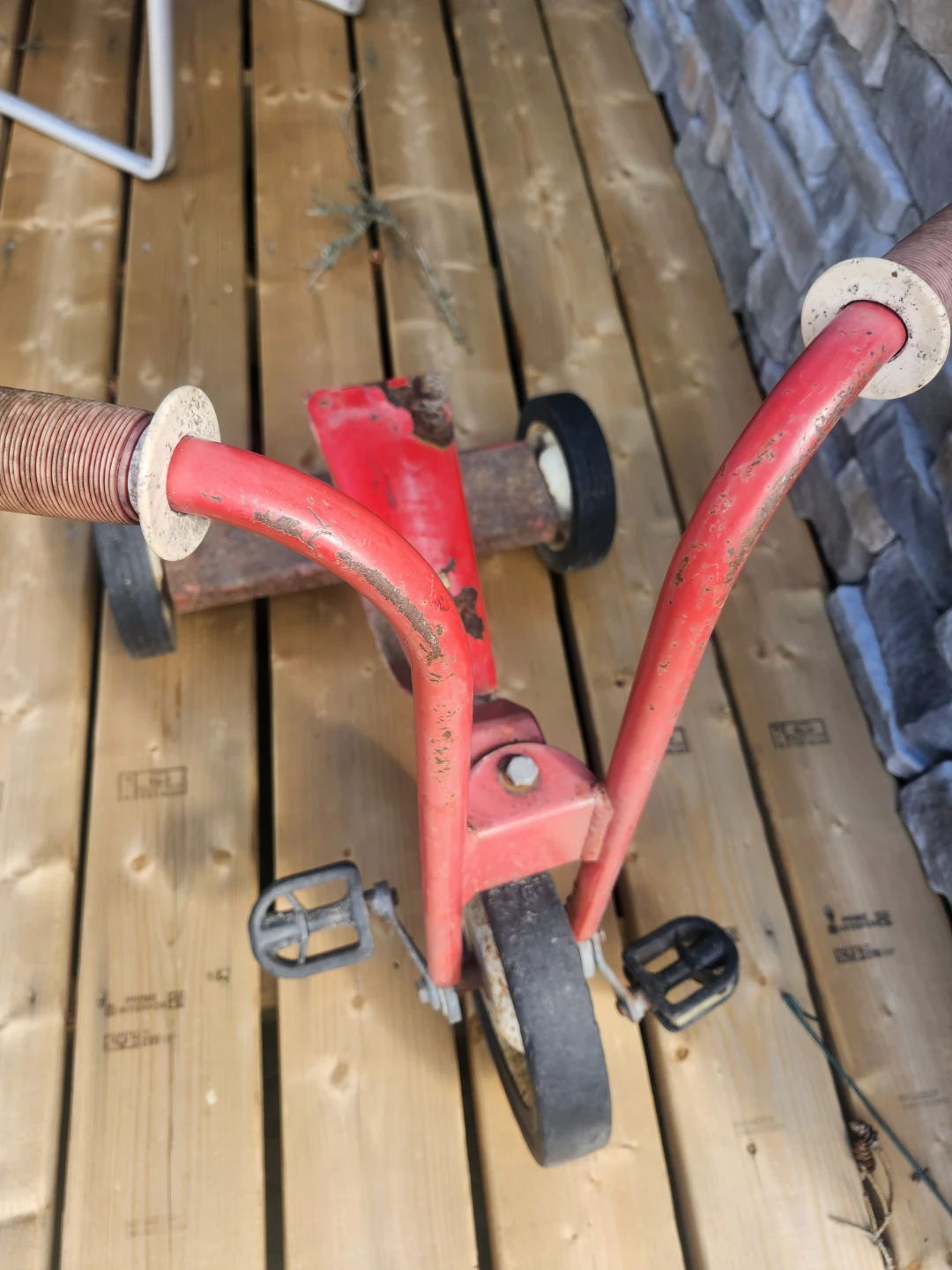 Red Kids Tricycle - photo 2