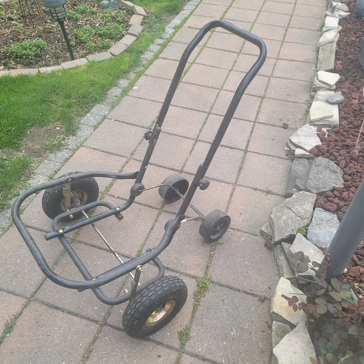 Garden Cart with Blue Bucket - photo 2