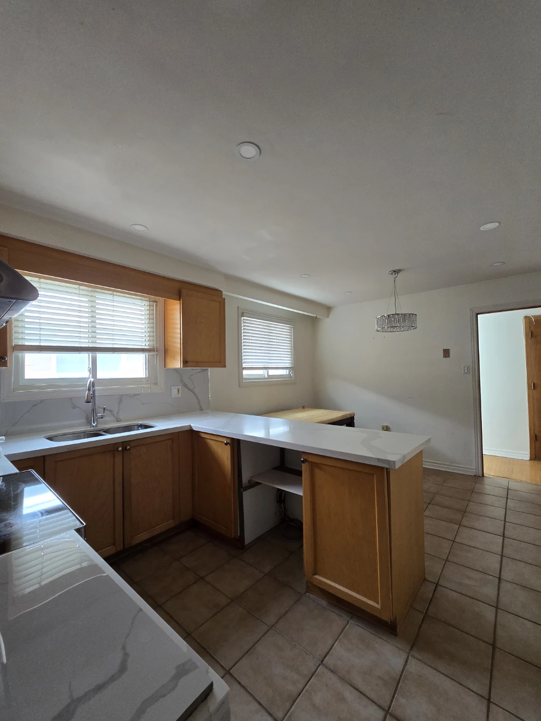 1 Bedroom Available for June 1st - photo 3