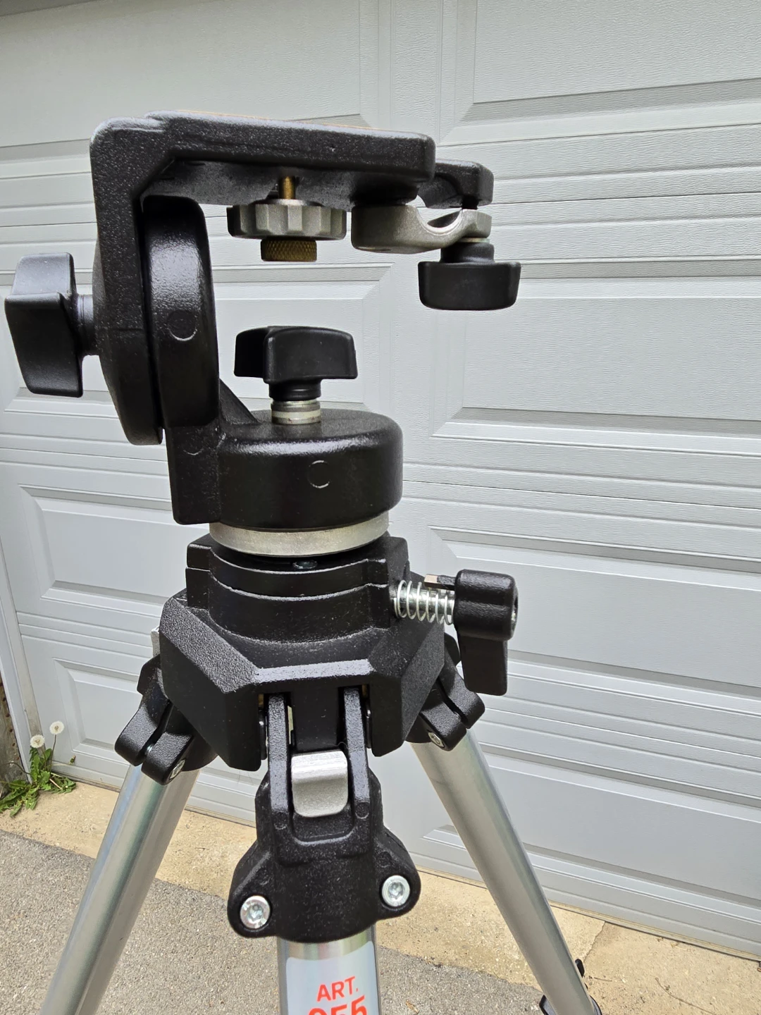 Manfrotto Professional Tripod ART. 055