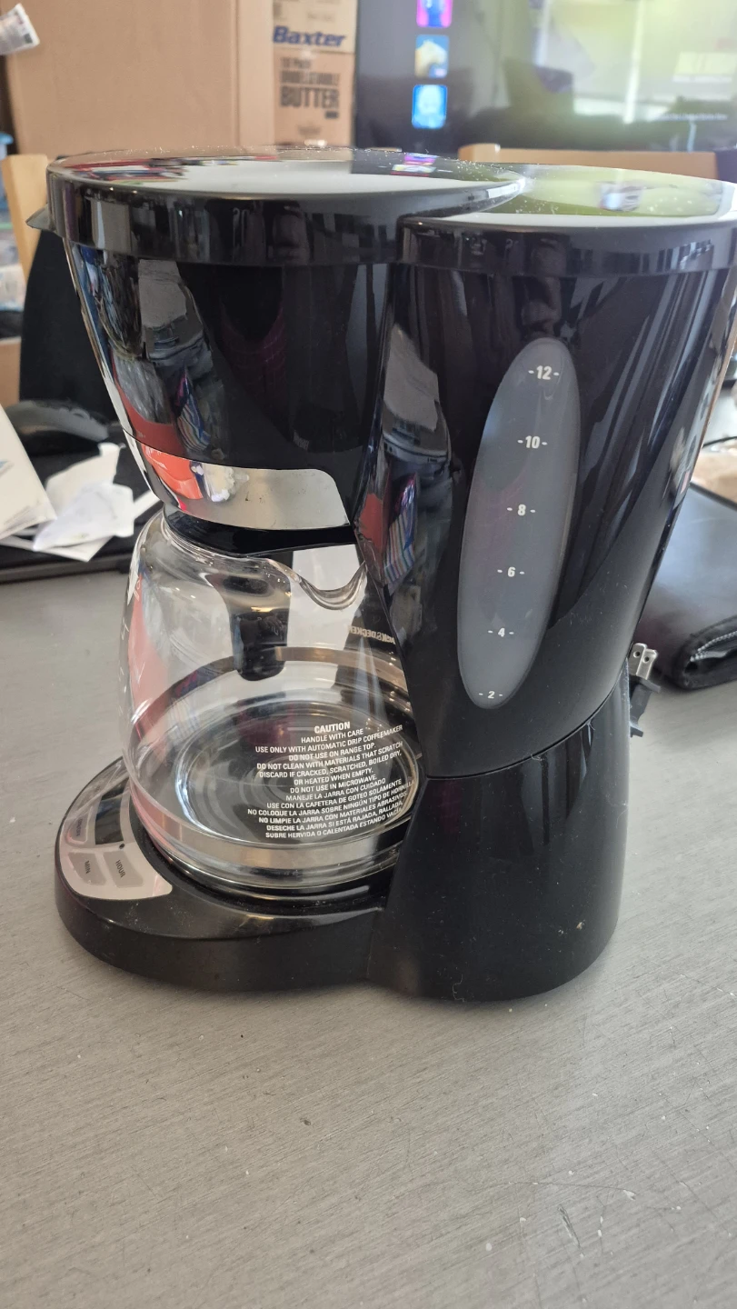 Black & Decker 12-Cup Programmable Coffee Maker - photo 3