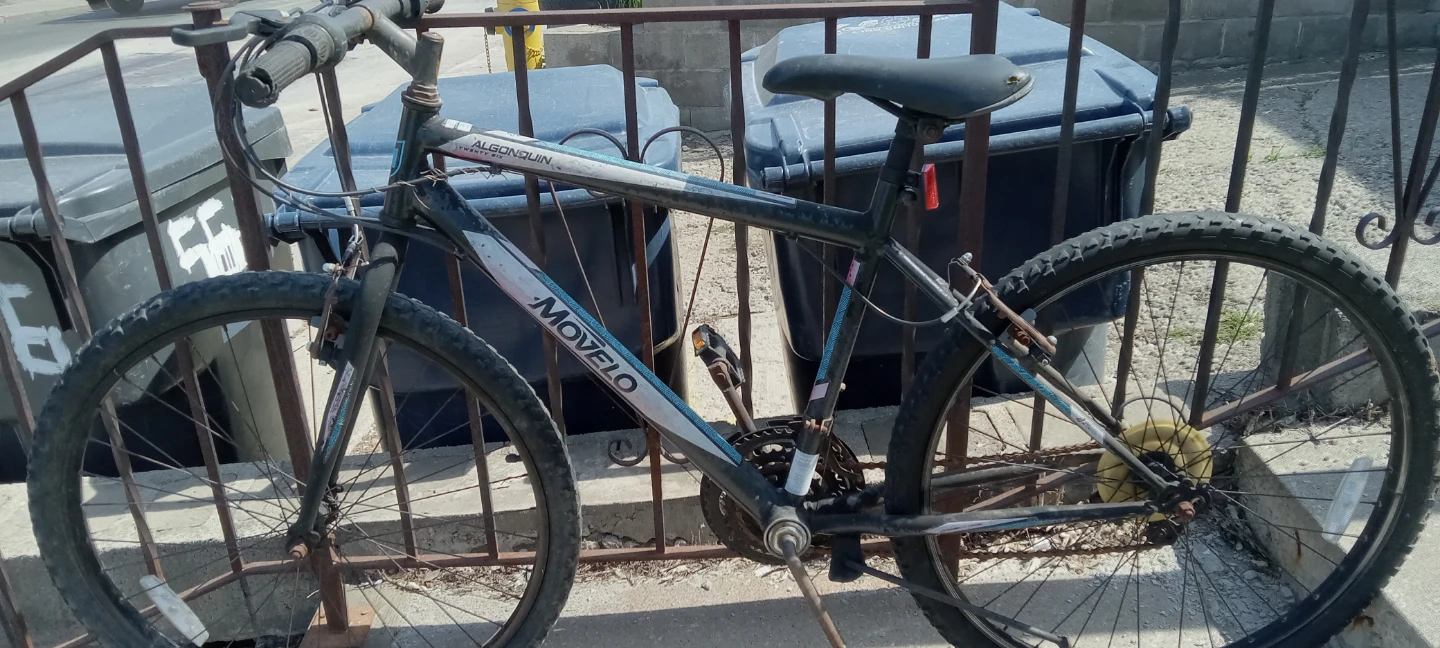 Mongoose 24 inch Mountain Bike - photo 2