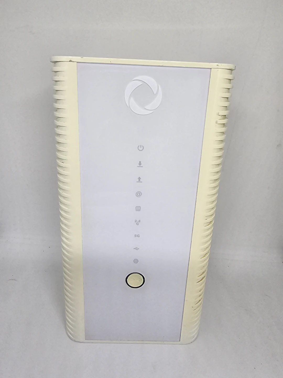 Hitron CODA-4582 Wi-Fi Network Router