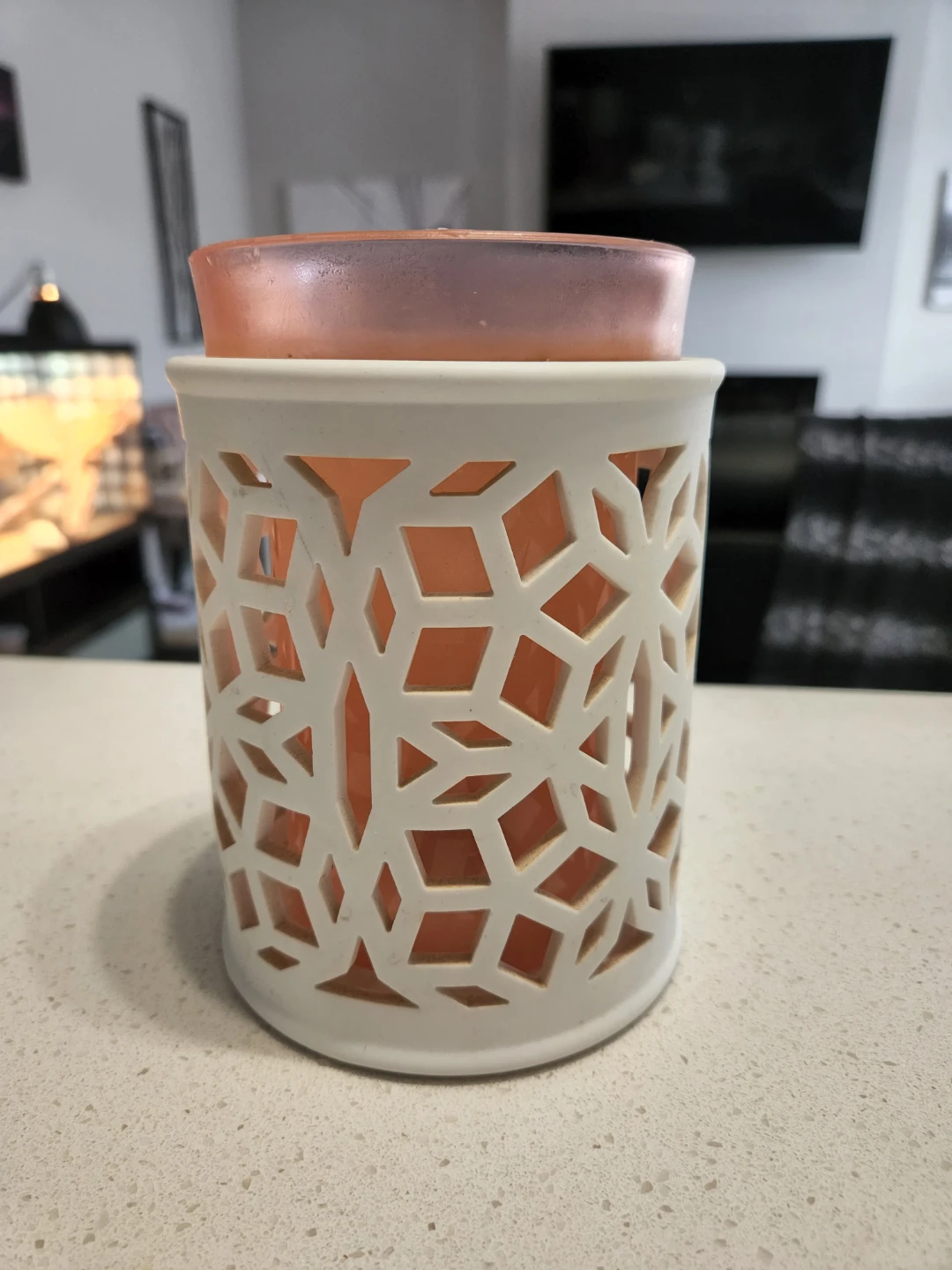Pink / White Cutout Patterened Scentsy - photo 2