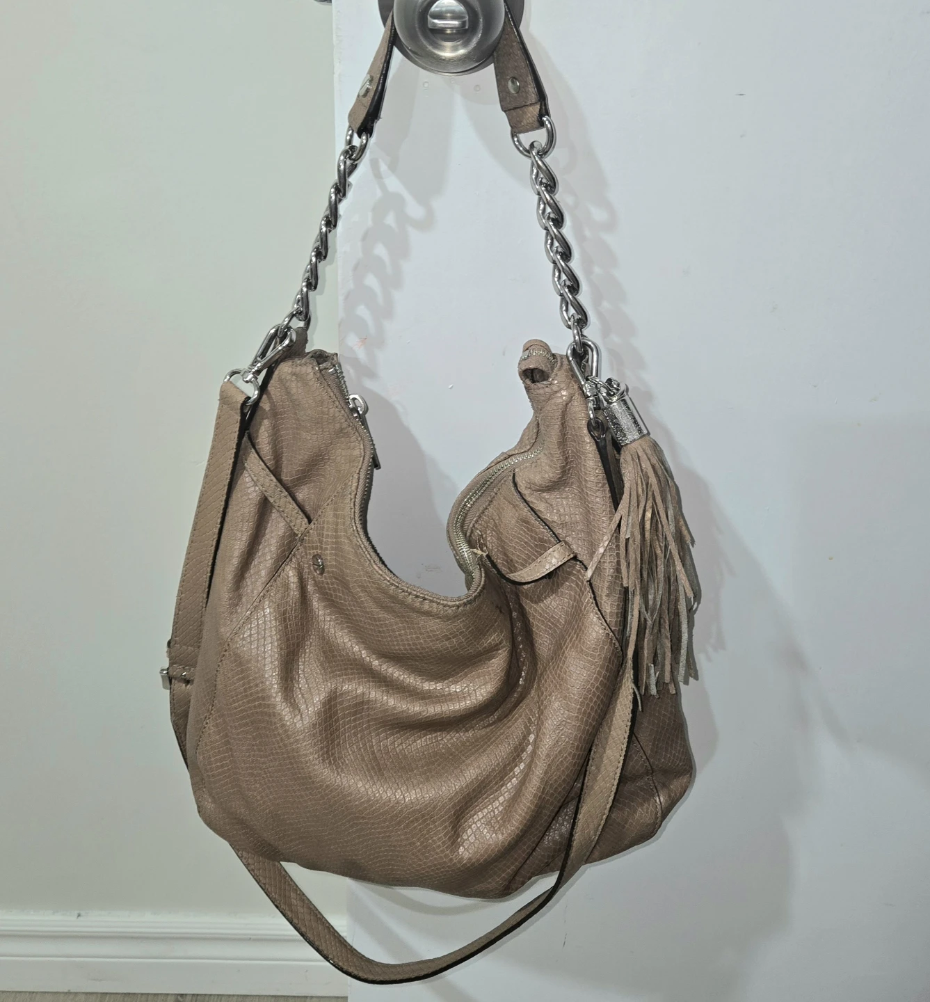 Michael Kors Beige Snake Embossed Leather Hobo Bag - photo 2