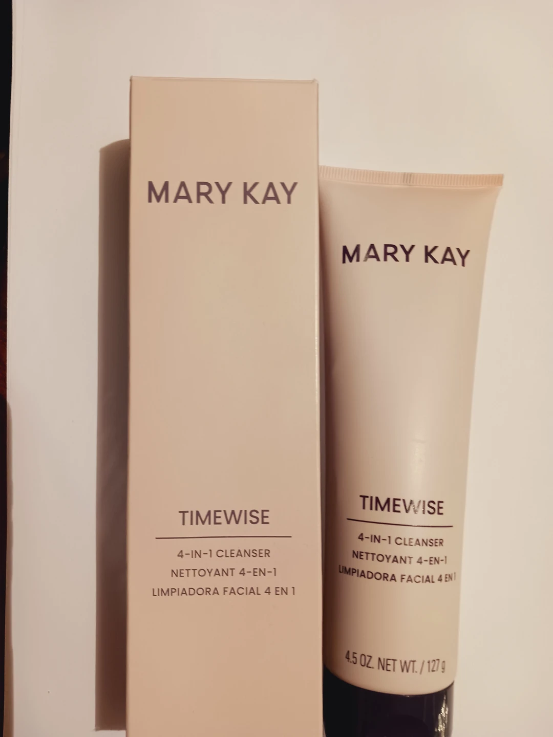 New !! Mary Kay Timewise 4-In-1 Cleanser - photo 2