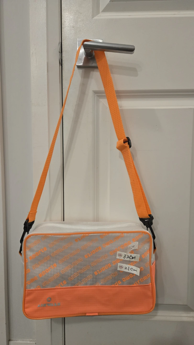 Airwalk Swim Bag with Accessories - photo 3
