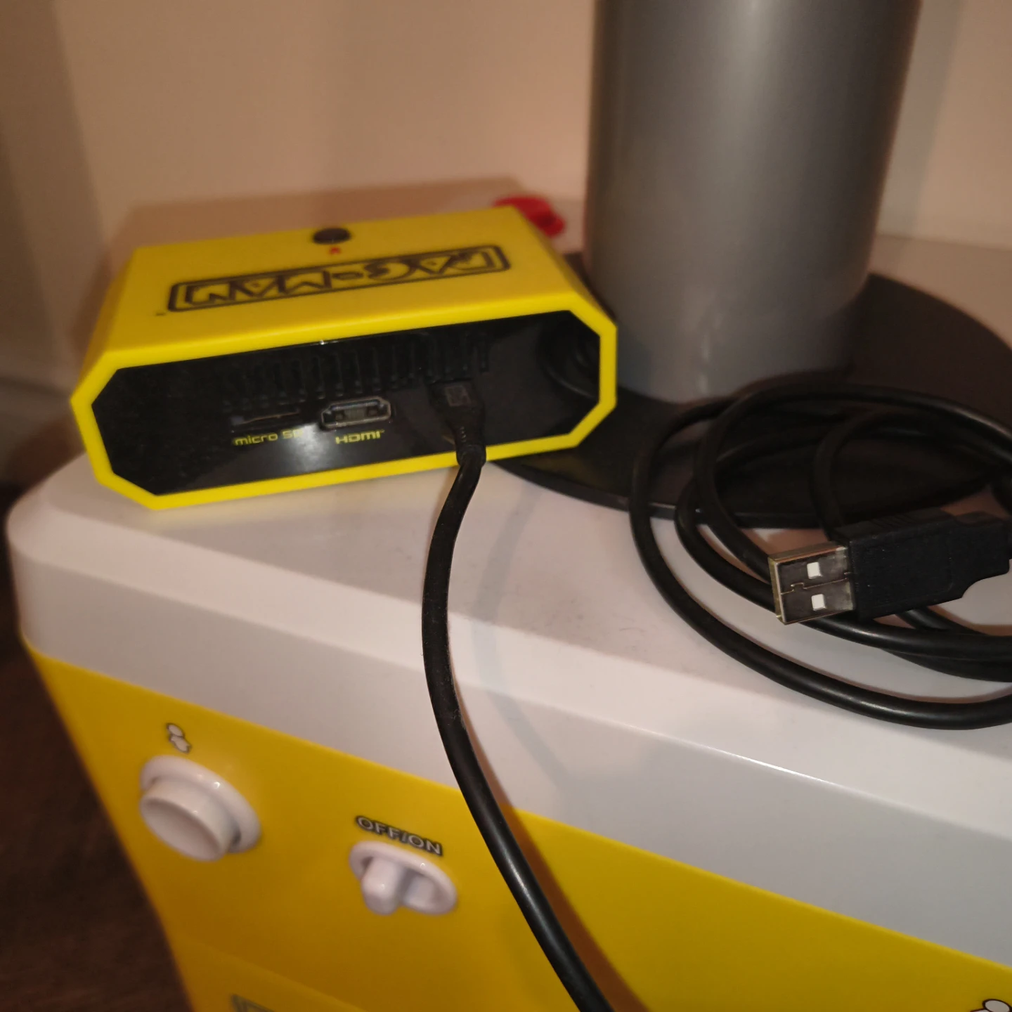 Pac-Man  Arcade Machine - photo 2
