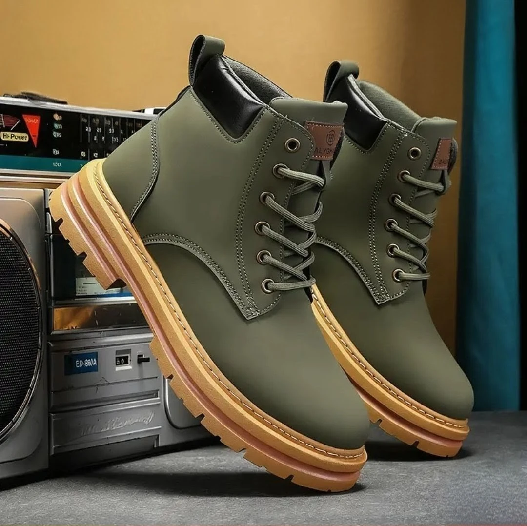 Men's Green Lace-Up Boots