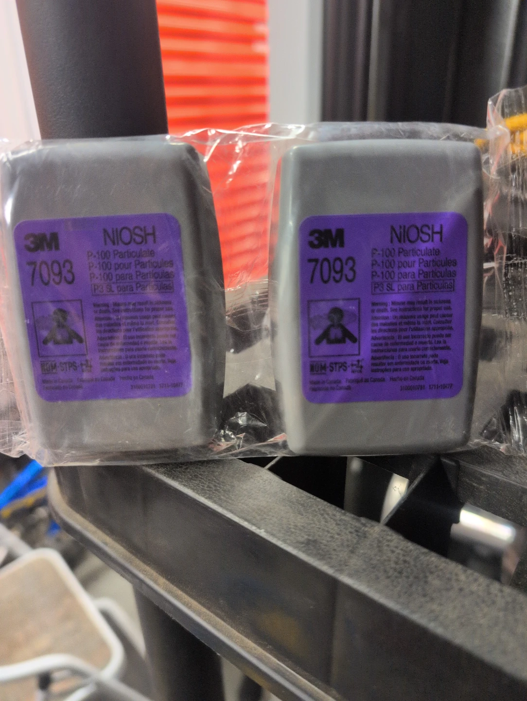 3M 7093 P-100 Particulate Respirator Filters (2 Pack)