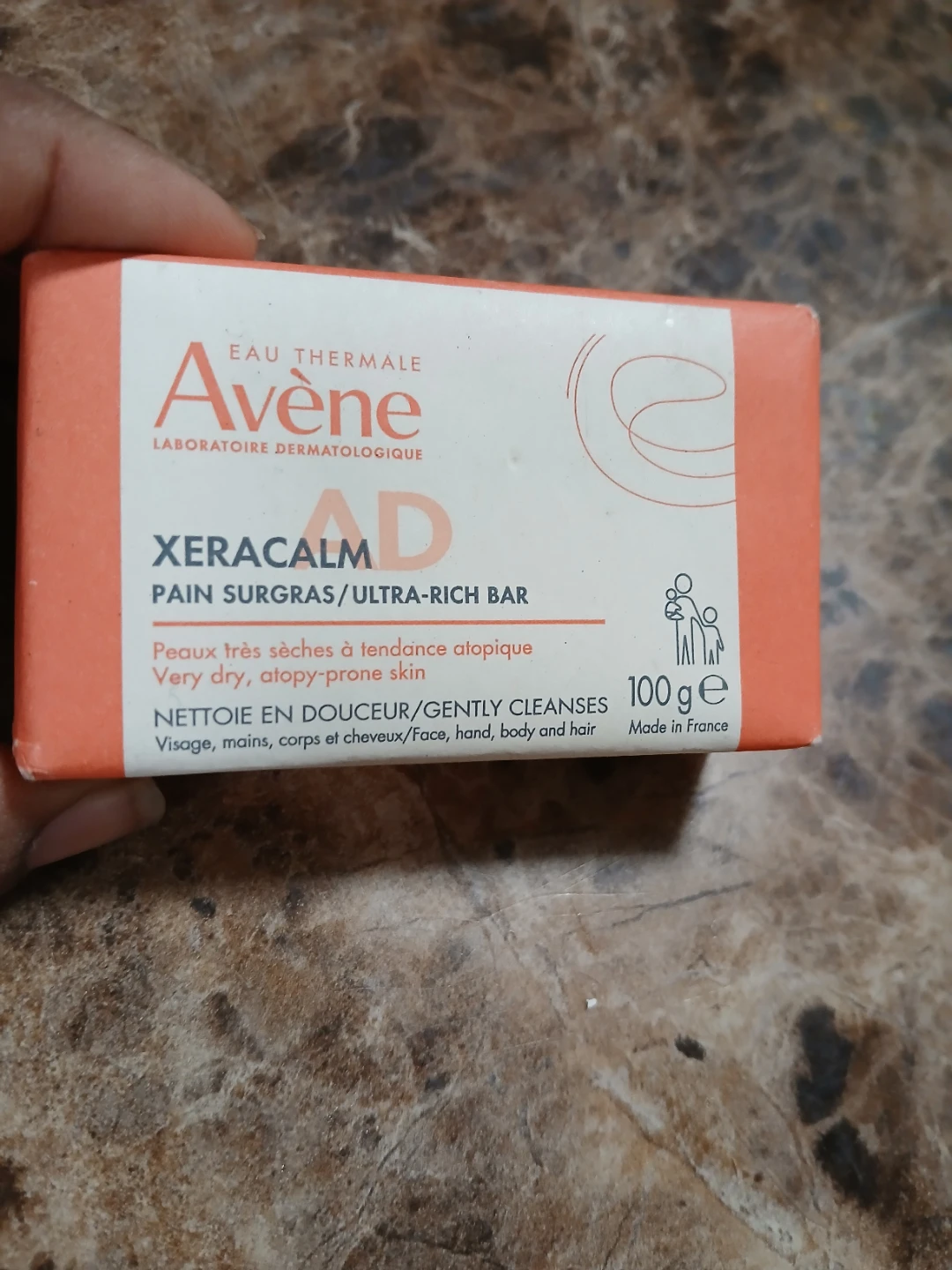 Avene XeraCalm AD Ultra-Rich Bar Soap exp 2027