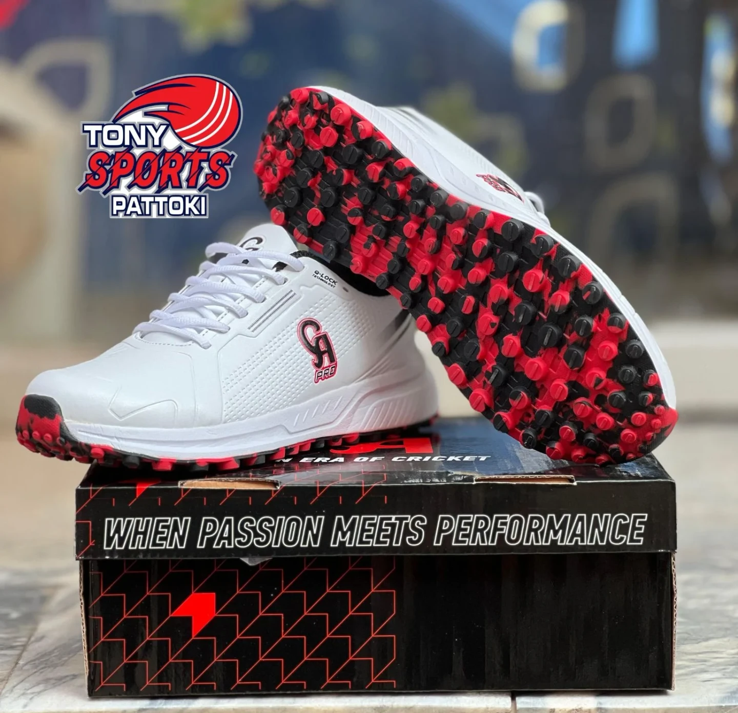 CA Sports Pro Cricket Shoes White/Red Size 8