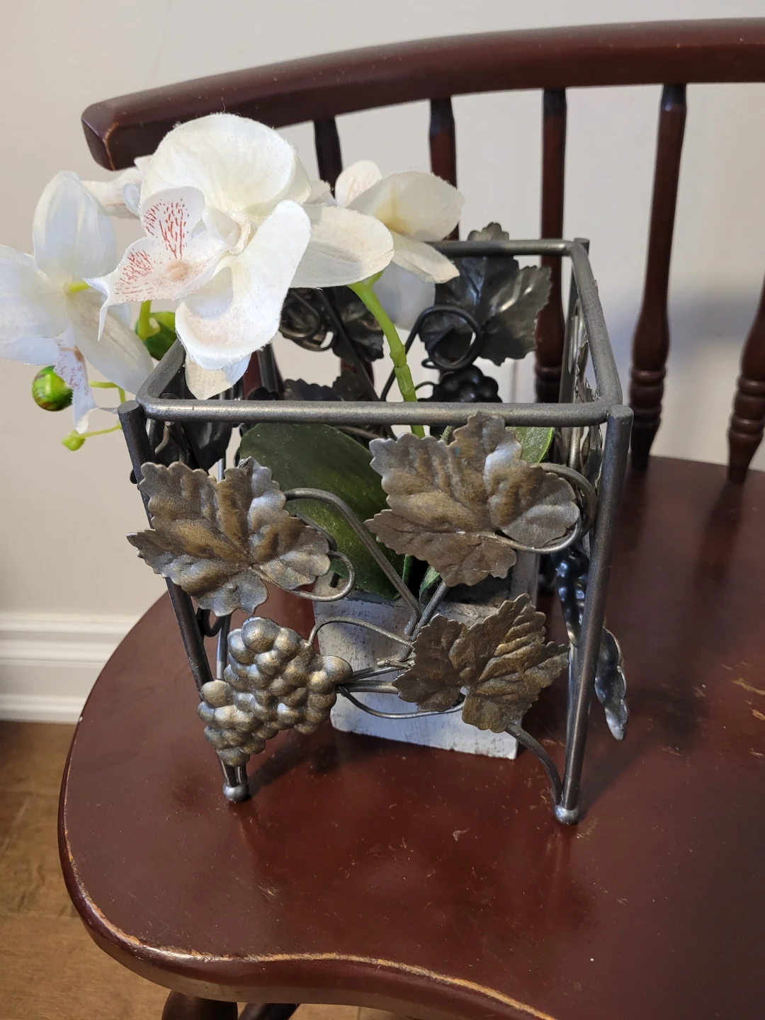 Metal Pot/ Plant Holder - photo 3