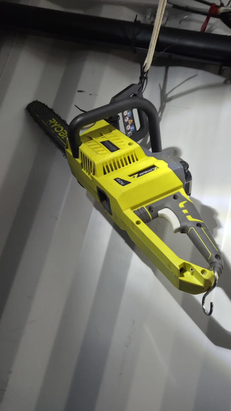 Ryobi 40V Lithium Electric Chainsaw - photo 3
