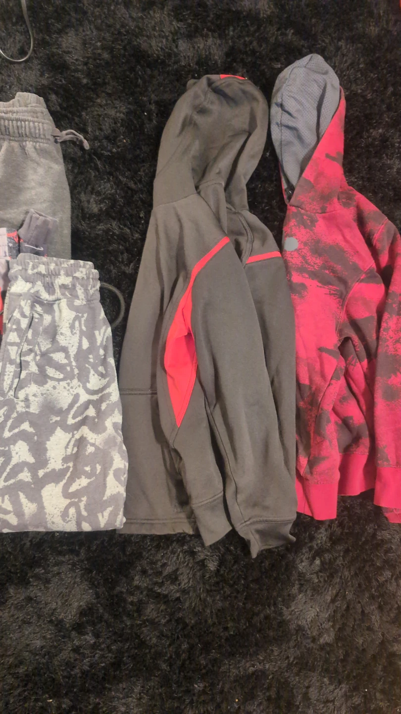 Bundle of 6 Kids Hoodies & Sweatpants 10/12 - photo 3