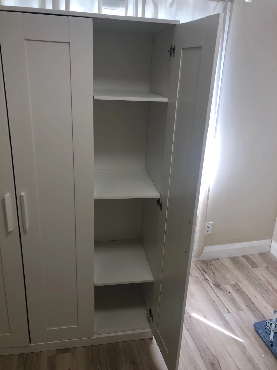 BRIMNES 3 DOOR WARDROBE - photo 3