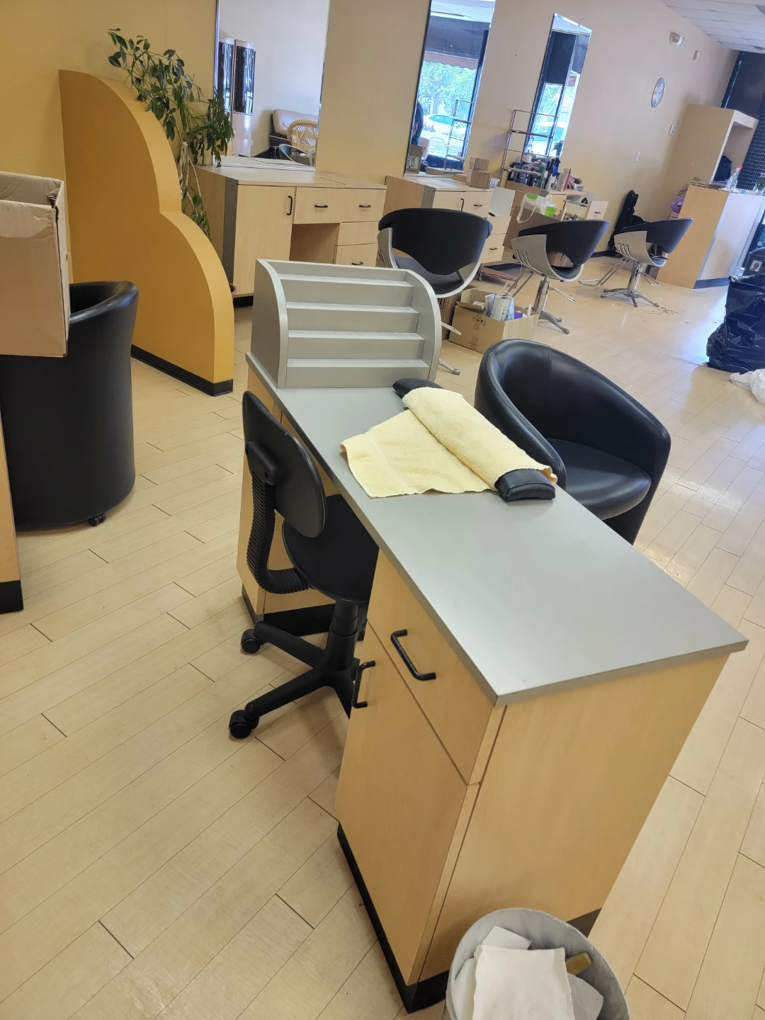 Salon furniture