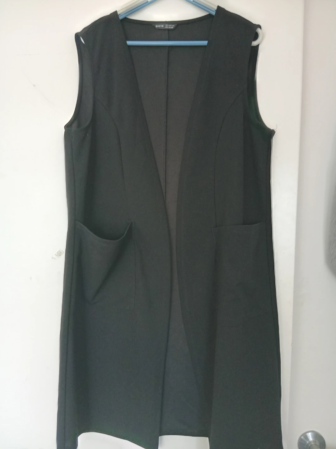SHEIN Black Sleeveless Vest - Size M