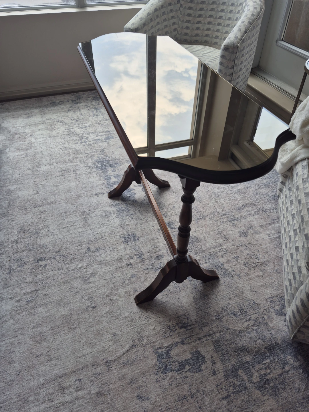 Mid-century hallway table - photo 2