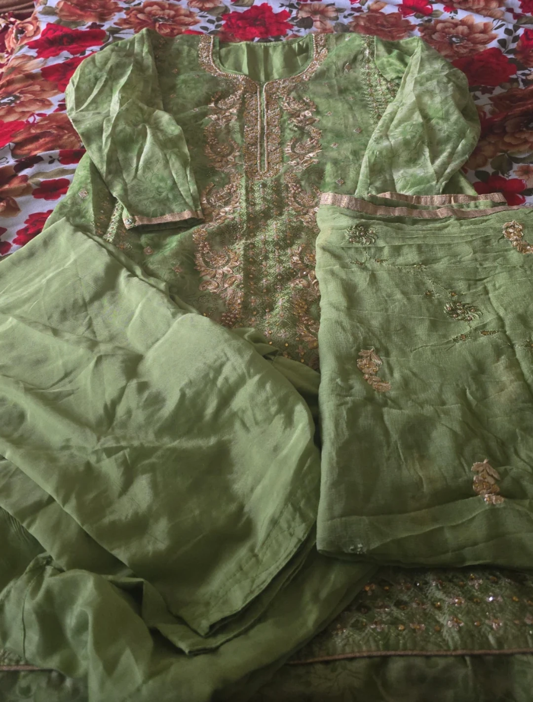 New Green Embroidered Salwar Kameez Dupatta Set