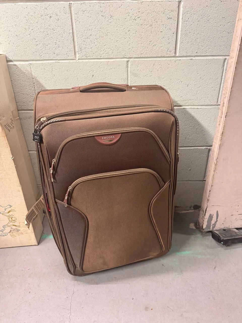 EMCORA Brown Softside Spinner Suitcase - photo 3