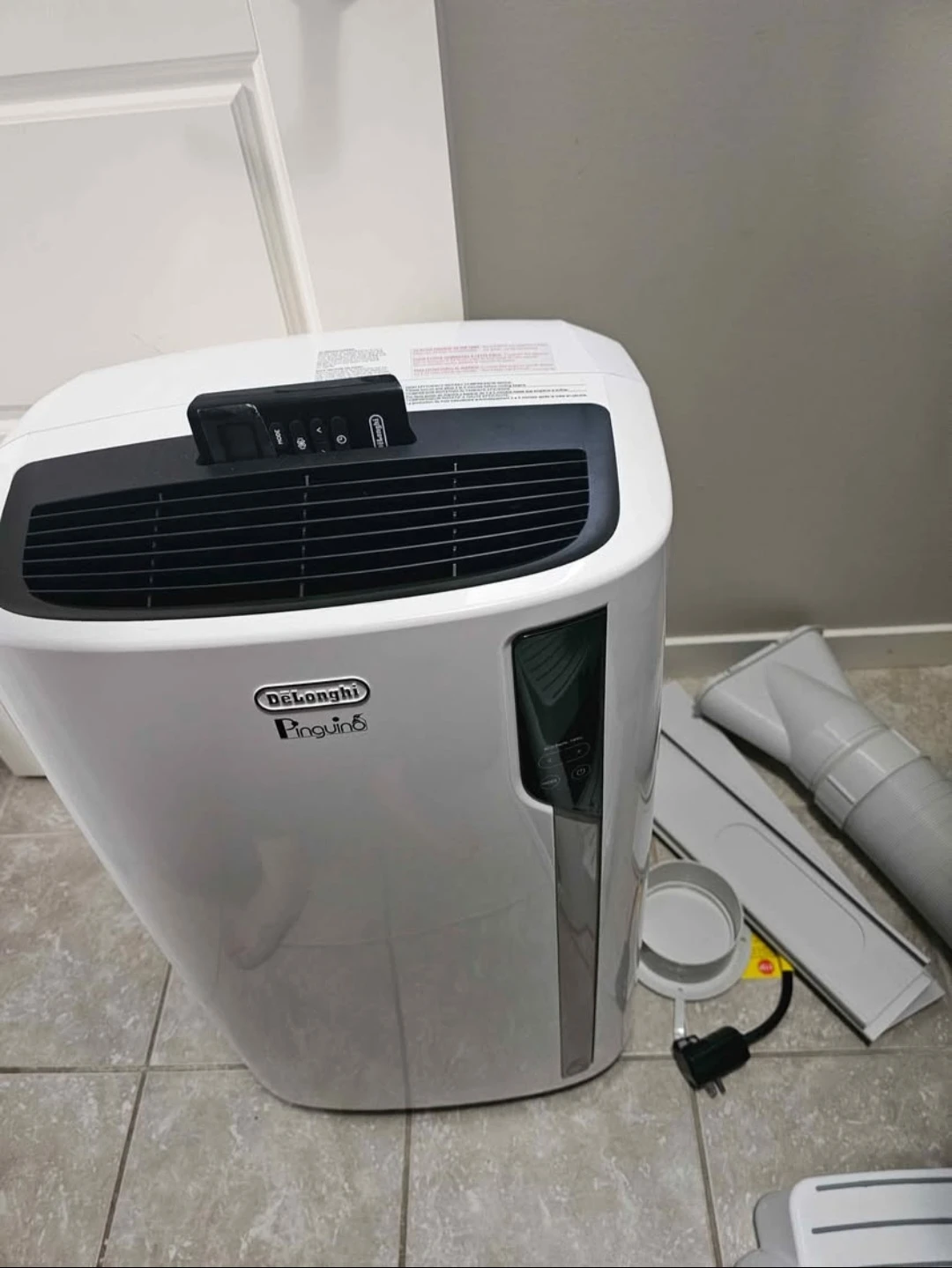 New air conditioner (never used)