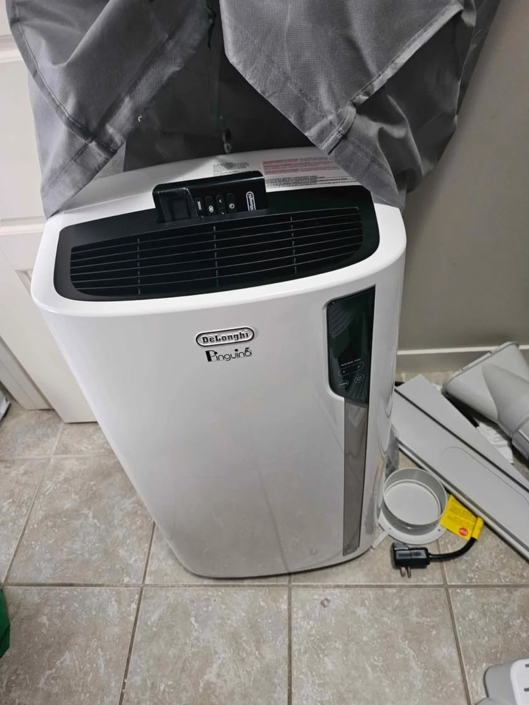 New air conditioner (never used) - photo 2