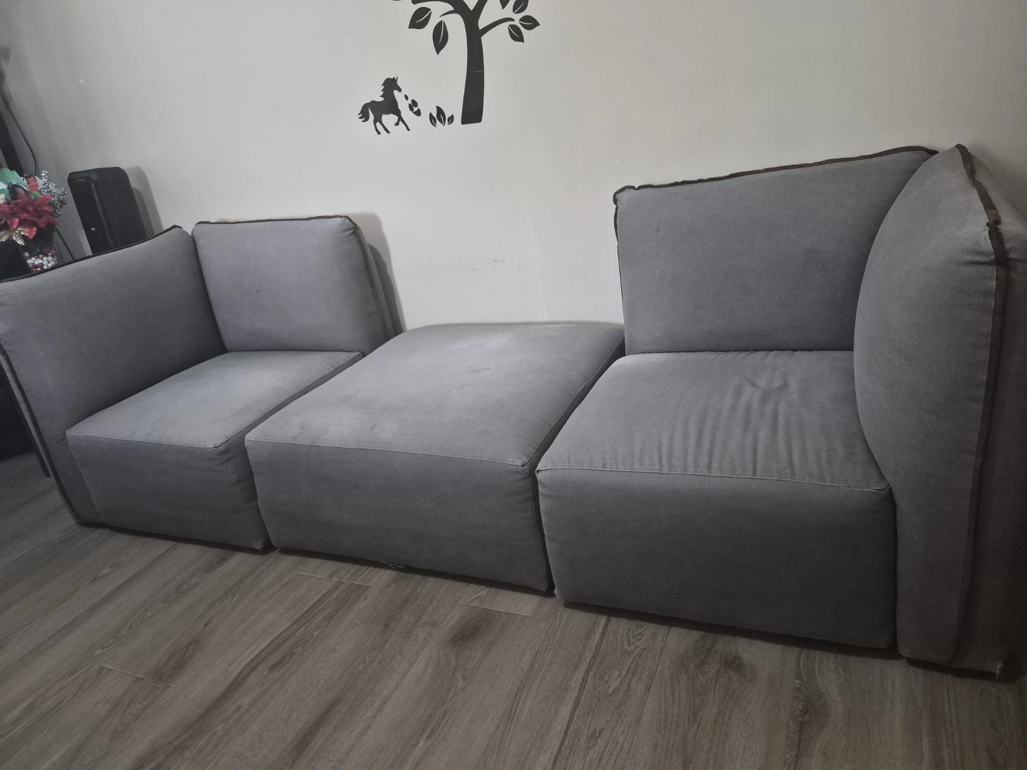Gray Sectional Sofa with Ottoman