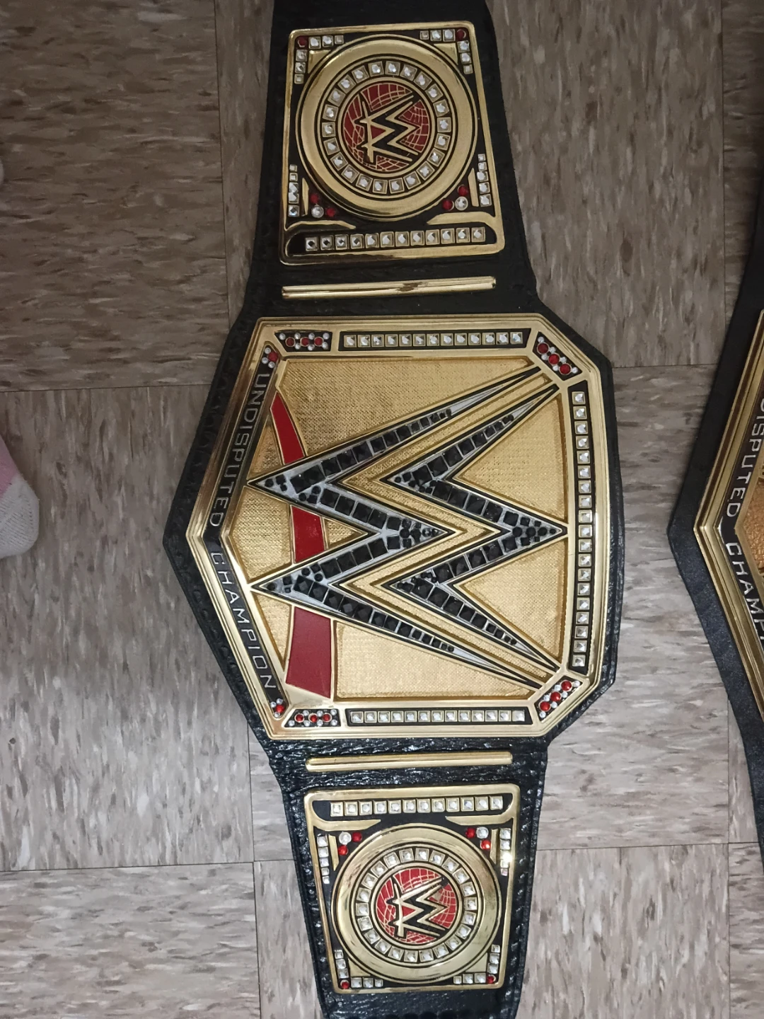 WWE Undisputed Championship Replica Belt - photo 2