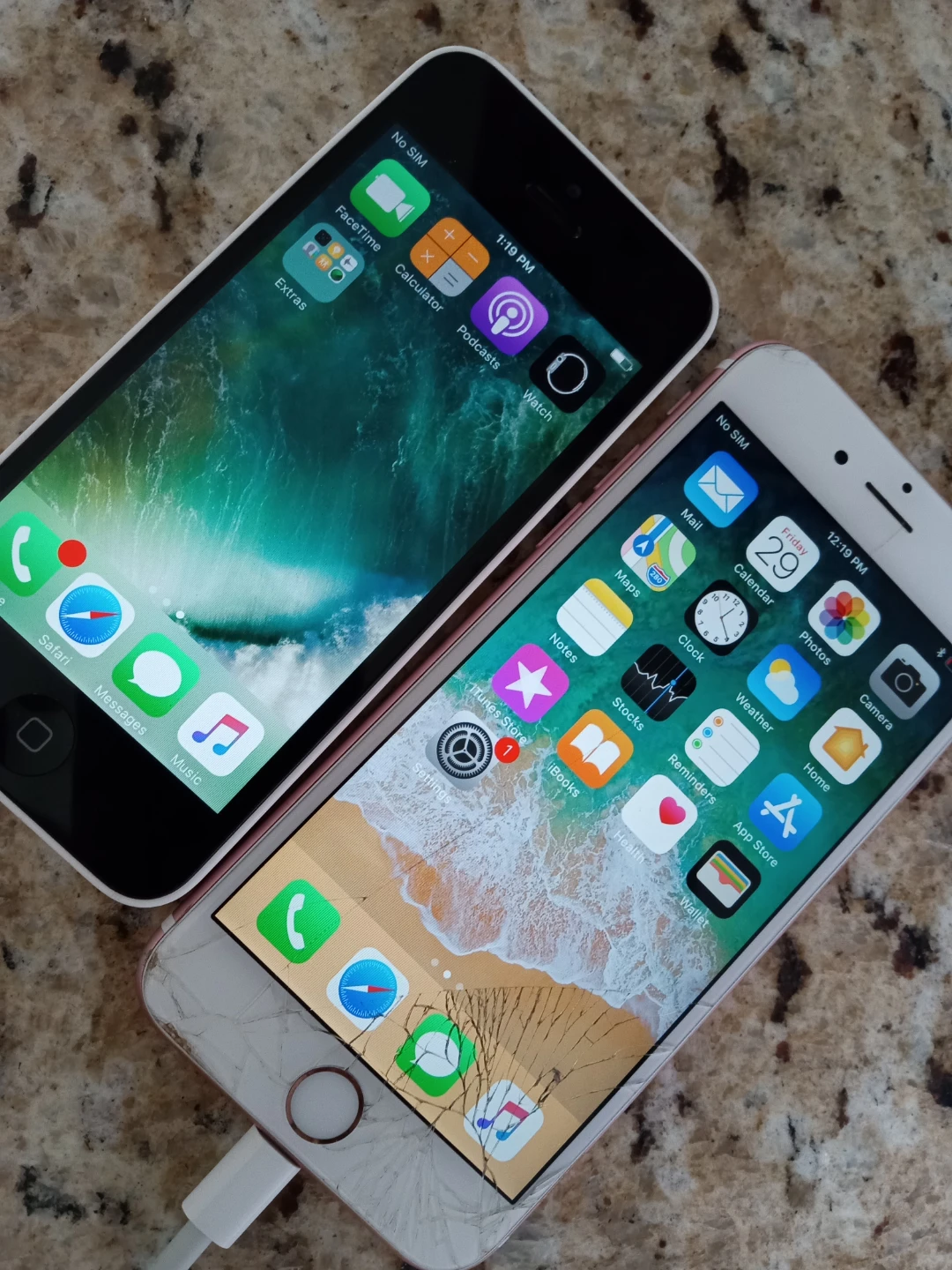 Apple iPhone 5s & iPhone 6s - For Parts/Repair