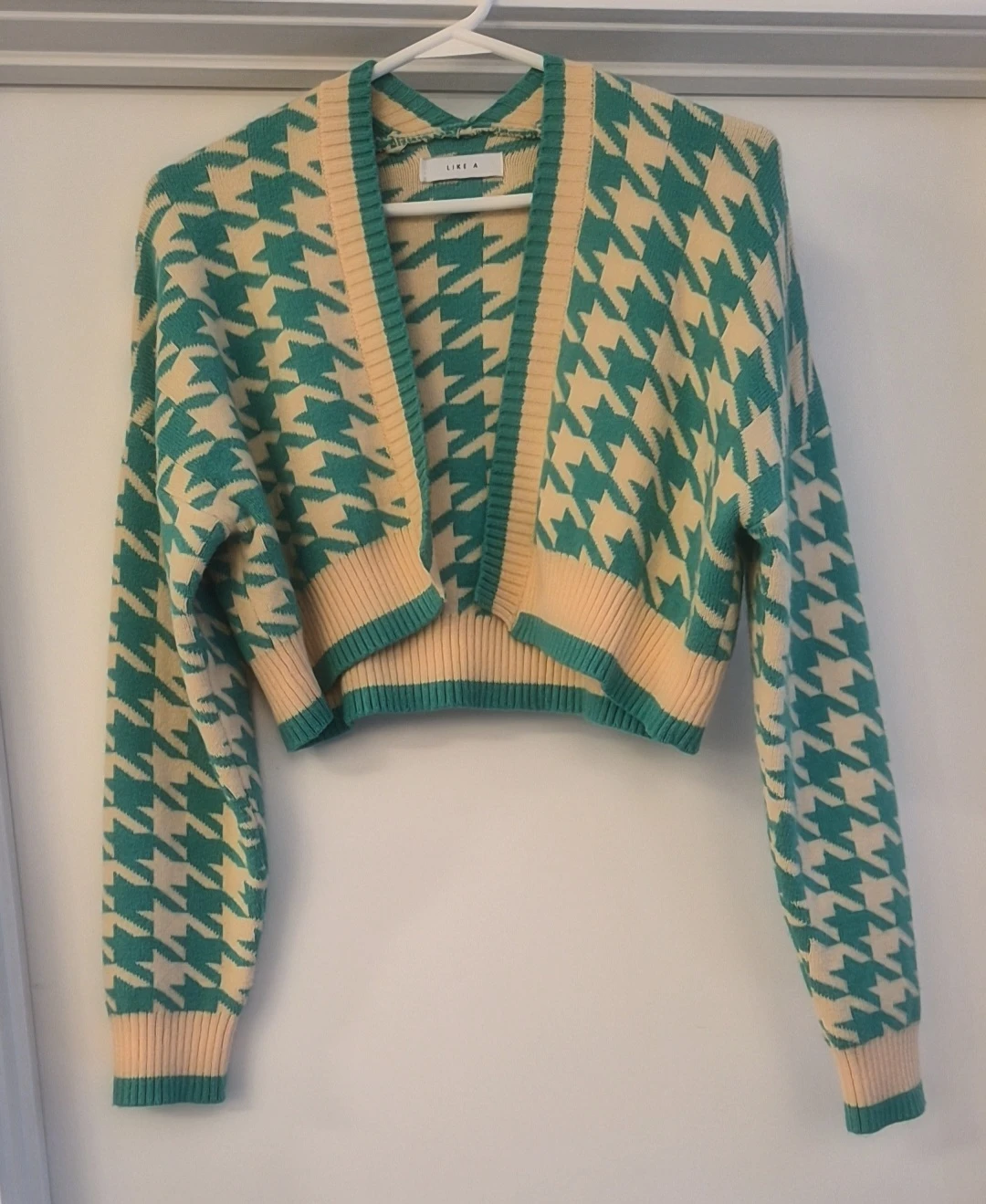 Knit cropped open cardigan jaquard